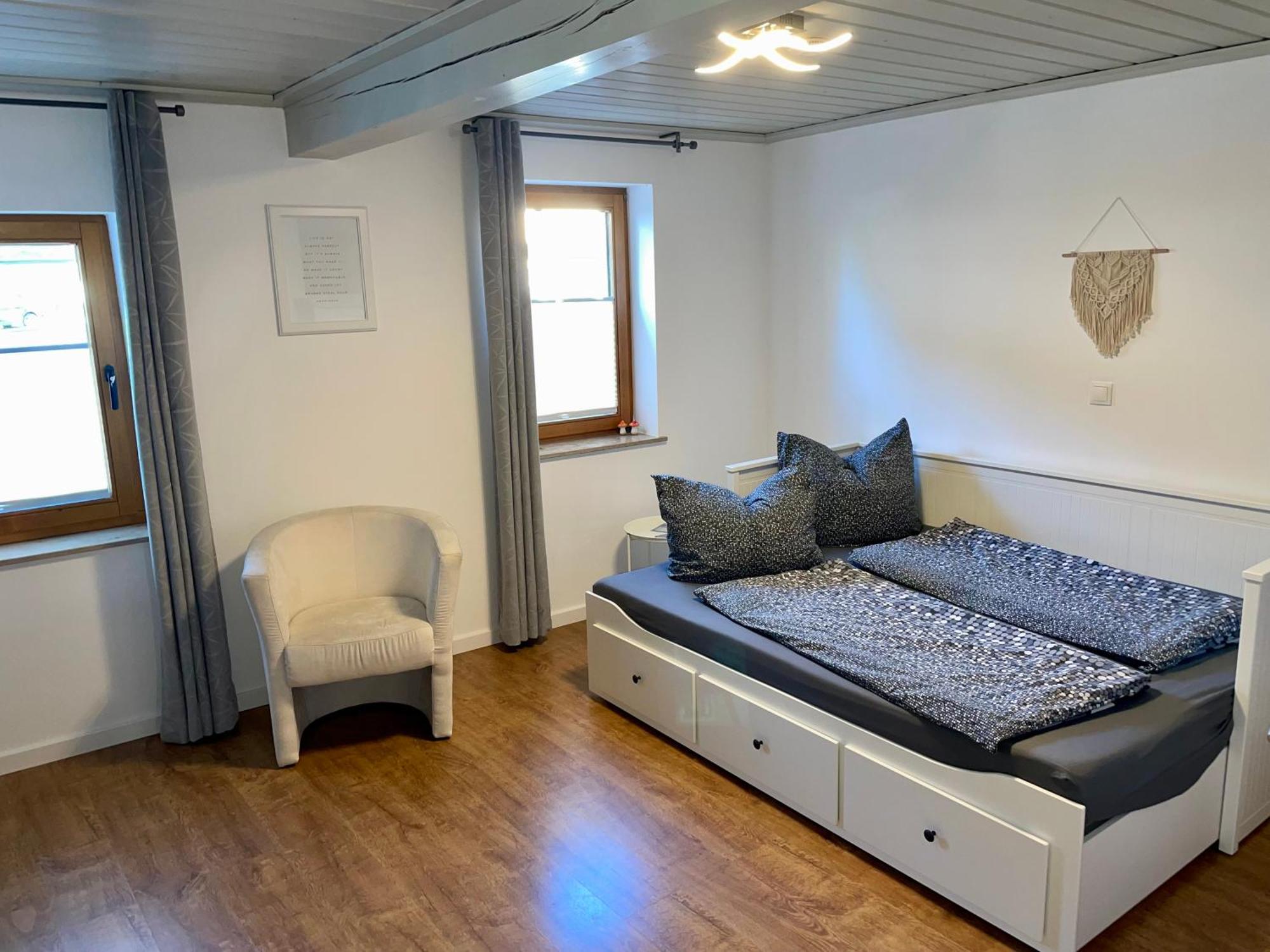 Moderne Ferienwohnung In Historischer Altstadt - Keine Monteurswohnung 힐폴트슈타인 외부 사진